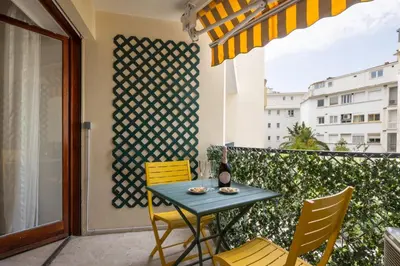 Balcon ou terrasse dans l'établissement Reine Astrid Palm Beach Suite