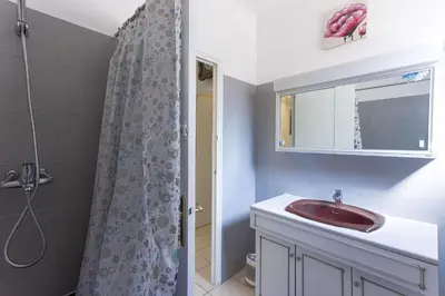 Salle de bains dans l'établissement Villa Les Chênes Verts by Halldis