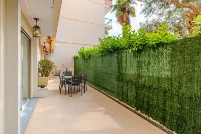 Jardin de l'établissement DELMAS 3 Appartement 3 Chambres Spacieux avec Grande Terrasse