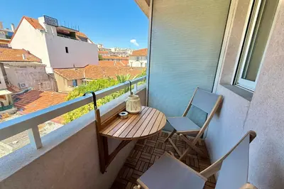 Balcon ou terrasse dans l'établissement Studio Vieil Antibes Tout confort & décoration soignée