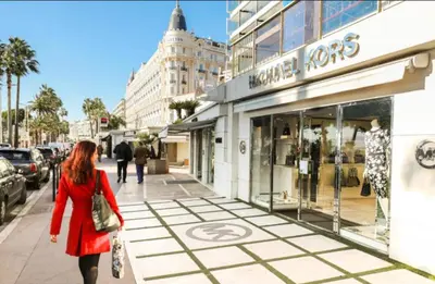 Clients de l'établissement Cannes Banane