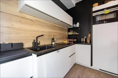 Cuisine ou kitchenette dans l'établissement LE COCON DE JAURÈS entre Gare Croisette et Palais