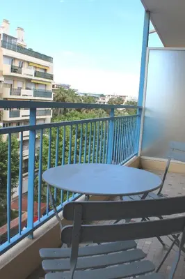 Balcon ou terrasse dans l'établissement 4 persons - center - clim - 2 mins of beach - JUAN LES PINS - beach and sun