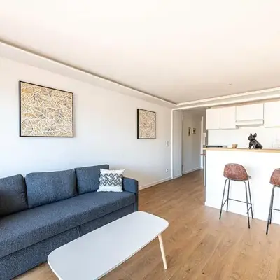 2 persons - clim - hypercenter - 2mins of beach - JUAN LES PINS - beach and sun