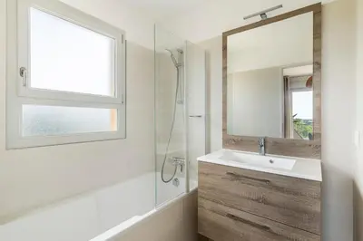 Salle de bains dans l'établissement Lovely flat with terracce