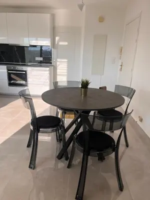 Cuisine ou kitchenette dans l'établissement Riviera Rêve, Antibes