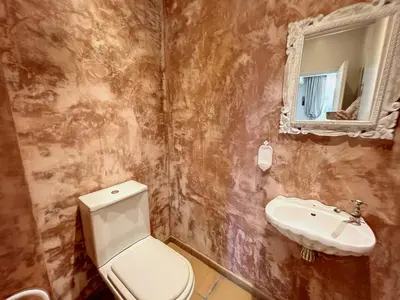 Salle de bains dans l'établissement 3-bedroom apartment on La Croisette with garden