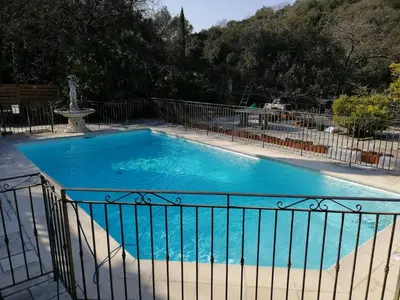 Piscine de l'établissement Studio Détente avec Terrasse ou située à proximité