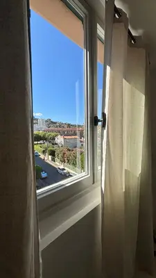 Vue générale sur la montagne ou vue sur la montagne depuis le séjour chez l'habitant