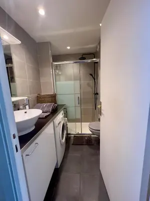Salle de bains dans l'établissement Bijoux