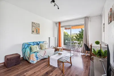 Coin salon dans l'établissement Appartement Delmas - Welkeys