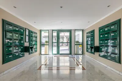 Plan de l'établissement LB Vacation Rentals I Elegant Apartment with Terrace & Mezzanine in the heart of Cannes