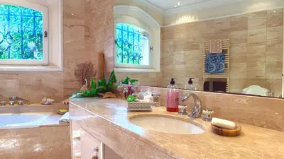 Salle de bains dans l'établissement La Mauricette - Provençal House Mougins with Pool