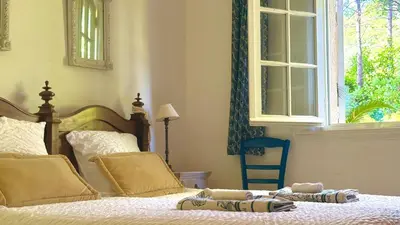 Un ou plusieurs lits dans un hébergement de l'établissement La Mauricette - Provençal House Mougins with Pool