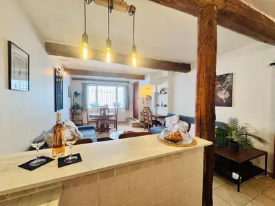 Coin salon dans l'établissement La Cachette d'Antibes