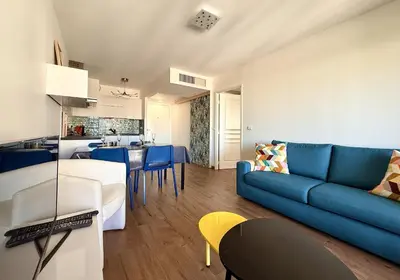 Cuisine ou kitchenette dans l'établissement les rives bleus