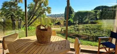 Paysage naturel près de la villa
