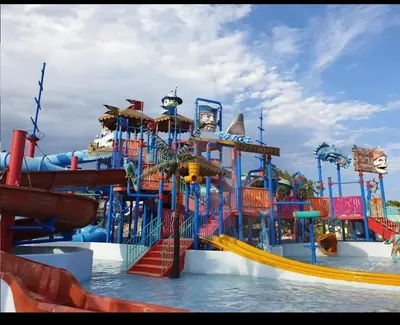 Piscine de l'établissement Studio cosy proche des plages de Golfe Juan ou située à proximité
