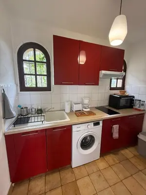 Cuisine ou kitchenette dans l'établissement L'azur Provençal