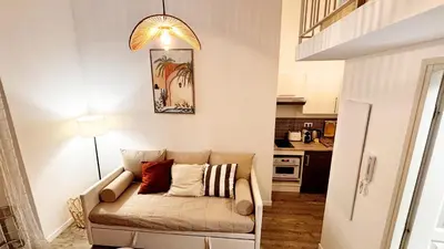 Cuisine ou kitchenette dans l'établissement Proche Palais Des Festivals, T2 avec Mezzanine - Palmazur Vacances