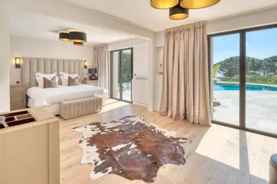 Un ou plusieurs lits dans un hébergement de l'établissement REF 2144 - Cannes Californie- Villa for rent