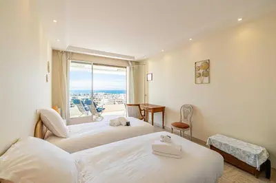Un ou plusieurs lits dans un hébergement de l'établissement Flat -2BDR-4P - SEA VIEW