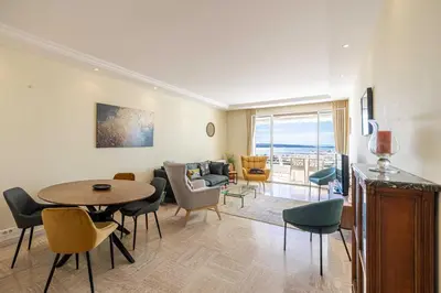 Coin salon dans l'établissement Flat -2BDR-4P - SEA VIEW