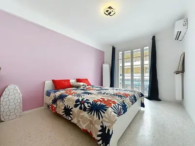 Un ou plusieurs lits dans un hébergement de l'établissement Cozy Apartment in Antibes