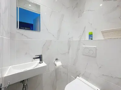 Salle de bains dans l'établissement Bright one bedroom apartment on La Croisette
