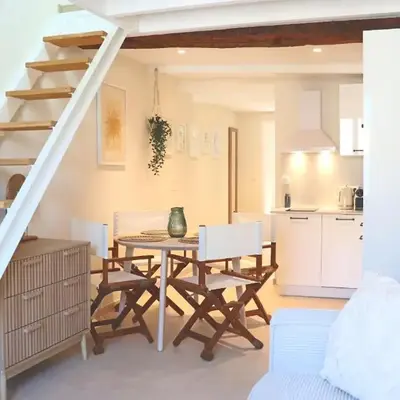 New! Beach Escape in Old Antibes