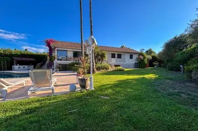 Jardin de l'établissement Azure Villa 14 Guests - Heart of Cap d’Antibes