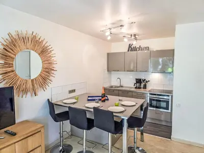 Cuisine ou kitchenette dans l'établissement Apartment Villa Lerins-8 by Interhome