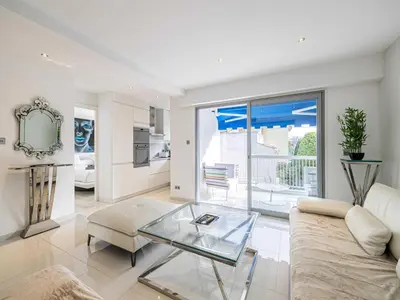 Plan de l'établissement Beautiful Apartment with Balcony 1BR 2P - Cannes