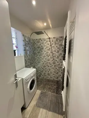 Plan de l'établissement Grand studio climatisé, piscine, plage 5mn, parking gratuit