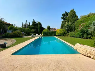 Piscine de l'établissement Magnifique propriété - Piscine - Mer ou située à proximité