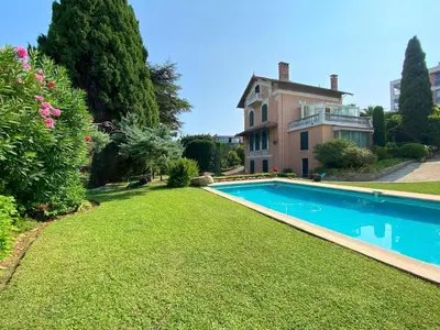 Piscine de l'établissement Magnifique propriété - Piscine - Mer ou située à proximité