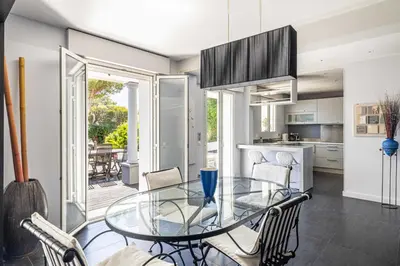 Plan de l'établissement A c Villa 8BR 15P with Pool & Tennis – Antibes