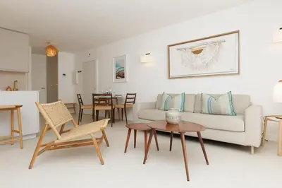 Coin salon dans l'établissement Le Paloma, High standing, 3 min beach, air conditioning, 4 Prs