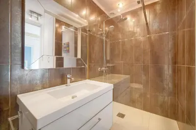 Salle de bains dans l'établissement Studio Cannes Centre 2 min from La Croisette