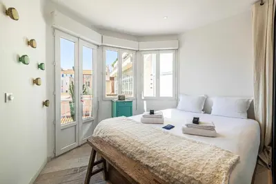 Un ou plusieurs lits dans un hébergement de l'établissement Superb flat - 2BR- 4 P - Cannes