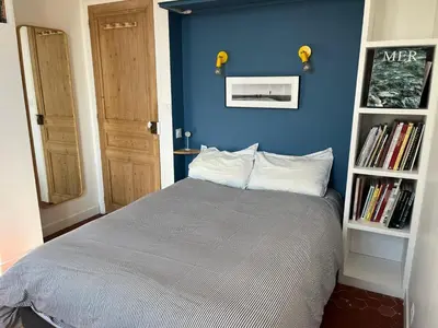 Un ou plusieurs lits dans un hébergement de l'établissement Elégant appartement 2 pièces centre Cannes Croisette plages
