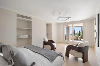 Un ou plusieurs lits dans un hébergement de l'établissement REF 2138 - Cannes - Villa sea view