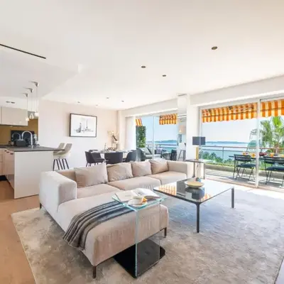 3Br Sea View Luxury Residence with Pool & Tennis
