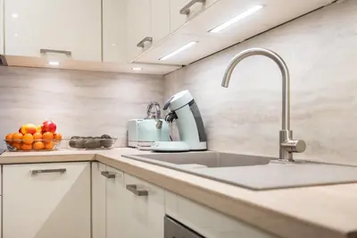 Cuisine ou kitchenette dans l'établissement Beautiful two bedroom duplex apartment