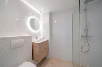 Salle de bains dans l'établissement Beautiful studio with balcony in Cannes