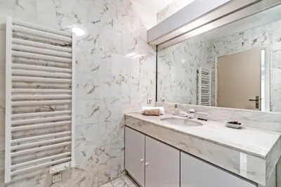 Salle de bains dans l'établissement Appartement Cannes Hyper Centre