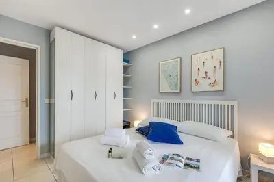 Un ou plusieurs lits dans un hébergement de l'établissement Cosy Apartement Gaia Villeneuve-Loubet - Happy Rentals