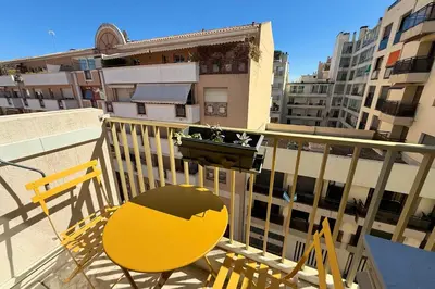Balcon ou terrasse dans l'établissement Antibes Centre Ville - Studio 2 personnes