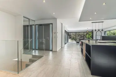 Plan de l'établissement Superbe villa 3 chambres – Piscine & 2 pièces