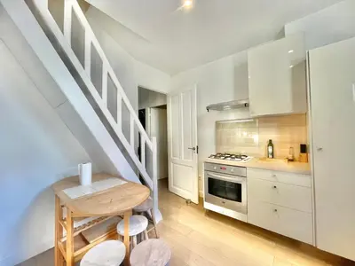Cuisine ou kitchenette dans l'établissement La Marjolette by Welcome to Cannes